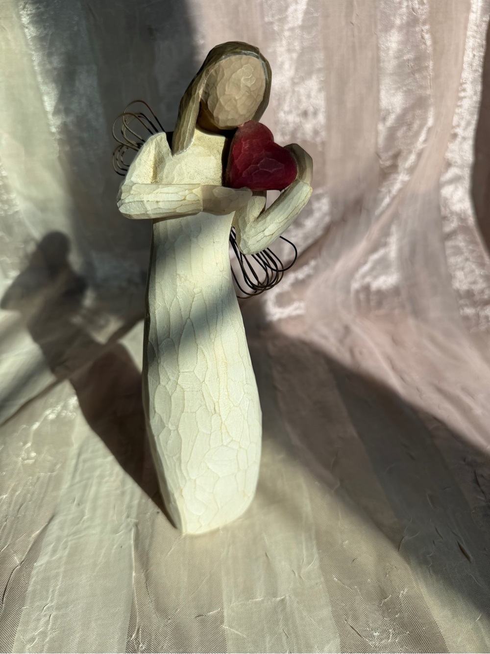 Willow Tree Figurine Angel of the Heart